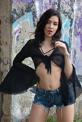 Blanche Stripping Off Tight Jeans Shorts